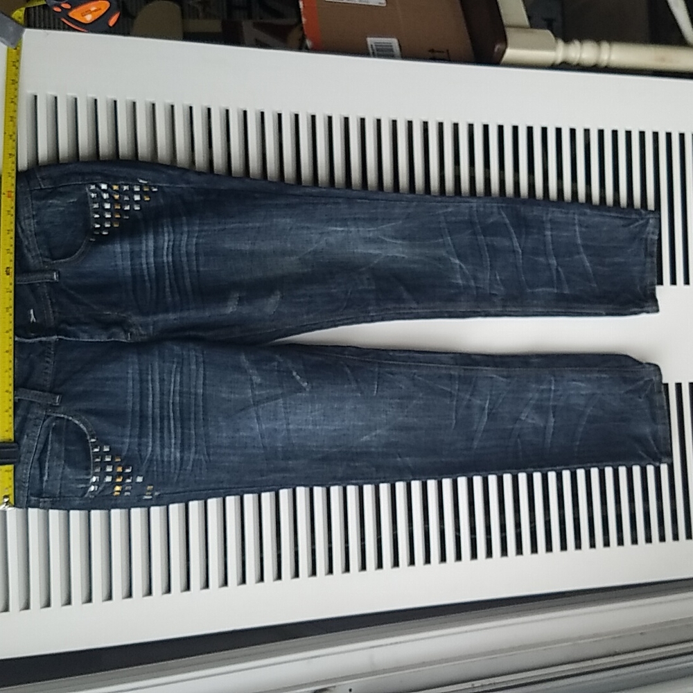 Jeans - Picture 7 of 8